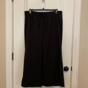 Old Navy high waisted, stretch tech, wide leg pants. Size XL